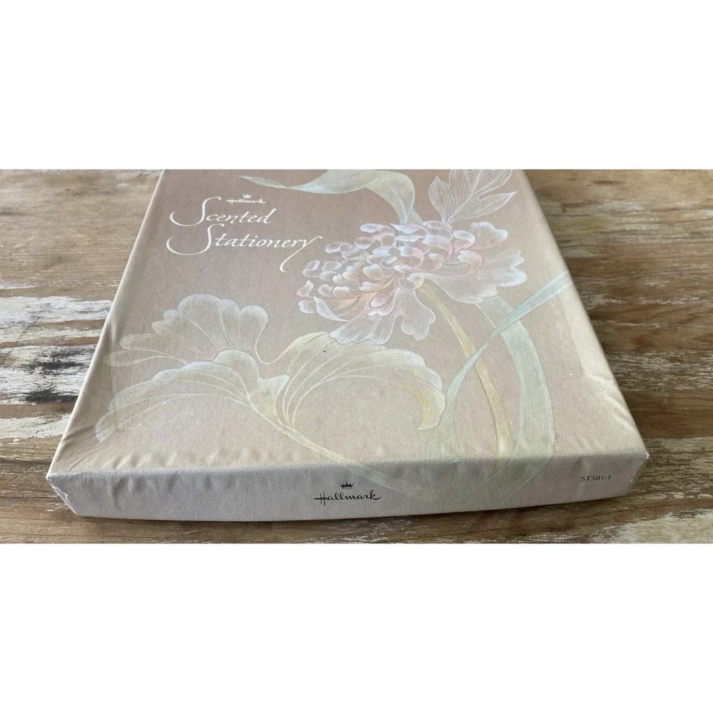 Vintage Hallmark Scented Stationery paper ombre brown pink green flowers 1980's